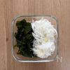 食材2つ《新玉とわかめ♡おかかごま酢サラダ》の下準備