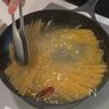 まな板いらず。小学生でも作れるほど簡単【佃煮のワンパンペペ】の工程2