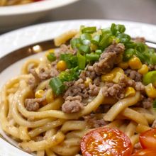 【ワンボウル10分♪】レンジで簡単！甘辛まぜうどん