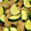 ヴェルの作ってみた!投稿(【豚肉とズッキーニのにんにく味噌炒め】5分で完成栄養たっぷり)