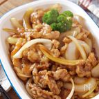 豚こま切れ肉と玉ねぎの甘酢照り焼き