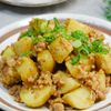 止まらない美味しさ！新じゃがと鶏ひき肉の濃厚味噌炒めの工程4