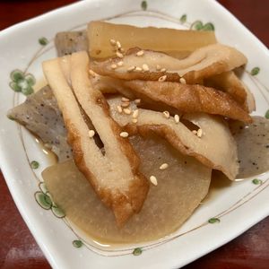 りんごの作ってみた!投稿(節約食材でかさまし♡『染みうま！大根とちくわと蒟蒻の煮物』)