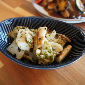 くろとわの作ってみた!投稿(味見でなくなる「れんこんとエリンギの のり塩まぶし」)