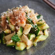 暑い日にもさっぱりと『長芋と胡瓜の梅肉和え』