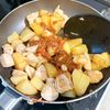 あと1品に♪鶏ささみとじゃがいものコク旨ピーナッツバター炒めの工程2