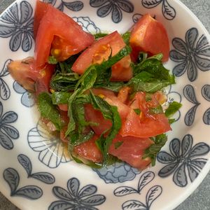 tanu🌿の作ってみた!投稿(汁まで飲みほす美味しさ♡トマトと大葉のだしマリネ)