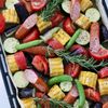 並べて焼くだけ！ジョンソンヴィルと夏野菜のゴロゴロ焼きの工程1