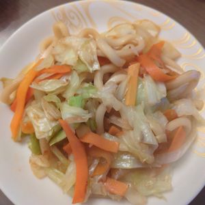たりおの作ってみた!投稿(《だし香る》焼きうどん)