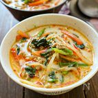 【ひき肉とほうれん草の旨辛濃厚スープ】具沢山で食べ応え◎