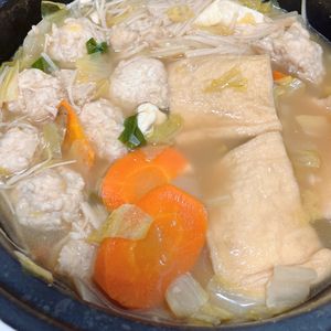 らららの作ってみた!投稿(【塩ちゃんこ鍋】具材の旨味たっぷり！冬のご馳走鍋🍲)