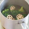 栄養たっぷり✨【ブロッコリーと蓮根のサバマヨ和え】の工程1