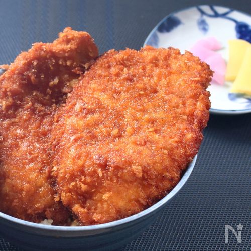 【再現】秩父・安田屋の！わらじカツ丼♪