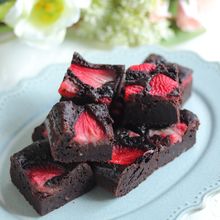 とろっといちごの米粉ブラウニー【ワンボウル&冷凍いちごで!】