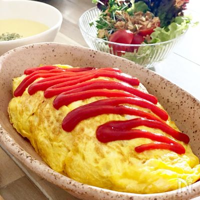 コクが倍増!!!子ども喜ぶ煮込みオムライス