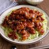 焼いて絡めるだけ！「カリカリ豚こまの甘酢がらめ」