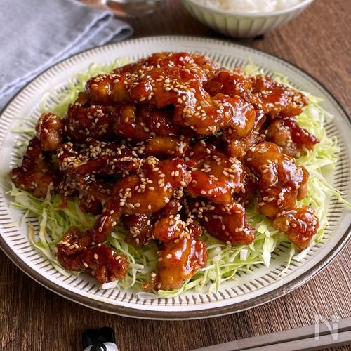 焼いて絡めるだけ!「カリカリ豚こまの甘酢がらめ」