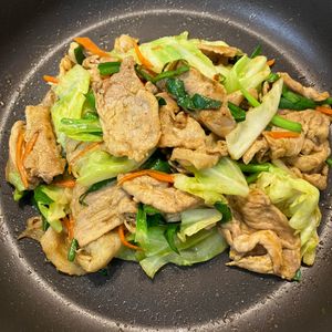 (・∀・)コロンの作ってみた!投稿(元気復活♪もりもり食べたい！【豚こまカレー炒め】)