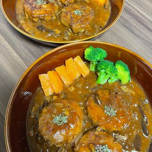 あき♡の作ってみた!投稿(【煮込みハンバーグ】ソースが絶品!お肉柔らか♡デミグラス風♪)