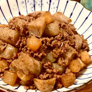 michuの作ってみた!投稿(【我が家自慢のごはん泥棒】豚ひき肉と大根こんにゃくの甘辛煮)