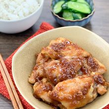 こってり×さっぱり♪鶏もも肉の梅照り焼き【フライパン一つで】