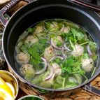 肉団子とレタスのエスニックスープ