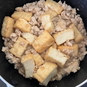 728316の作ってみた!投稿(【厚揚げとそぼろの甘辛みそ炒め】ご飯が進む！10分おかず)