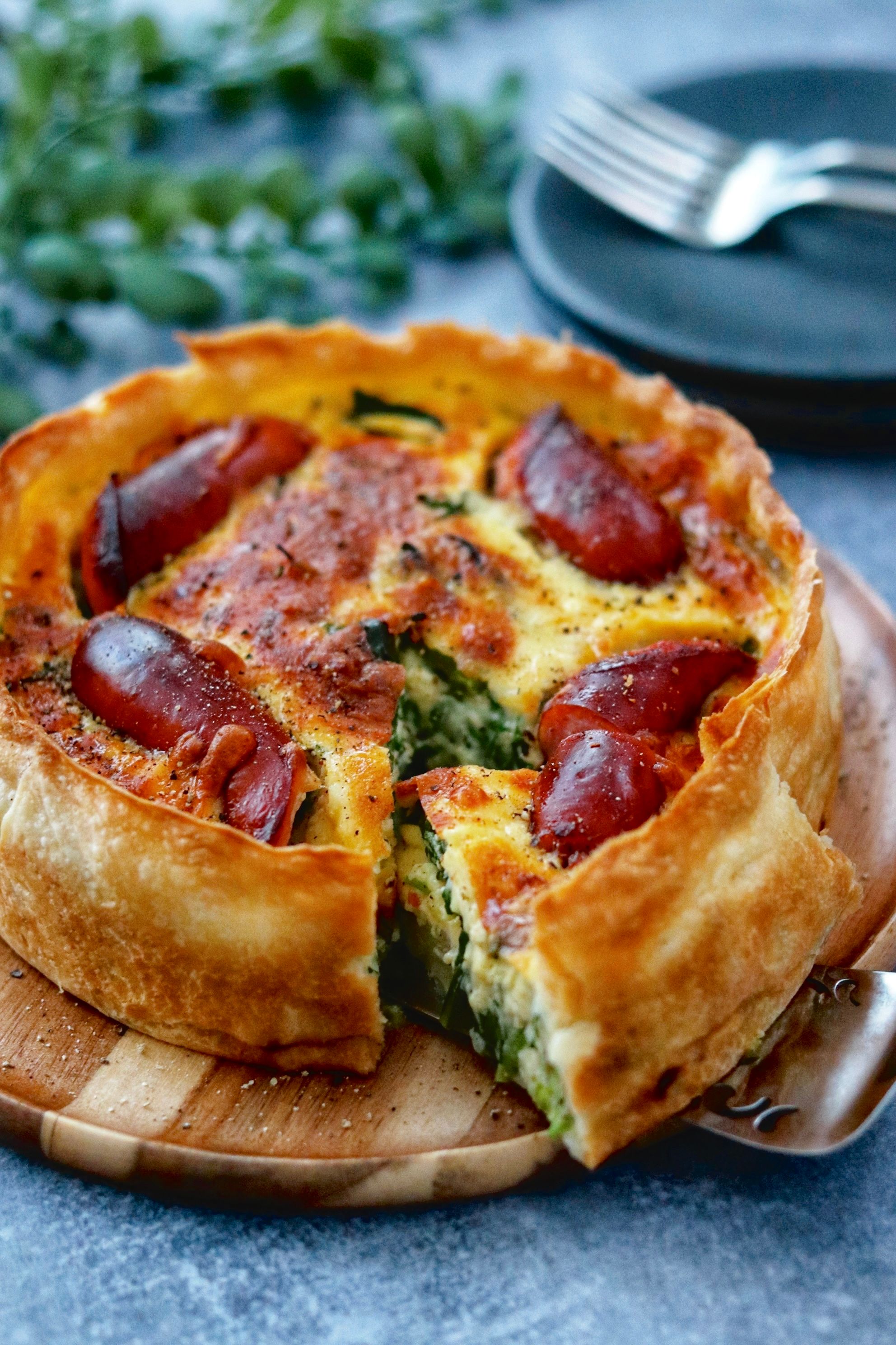 絶品！ふんわりやわらか【ジョンソンヴィルと春野菜のキッシュ