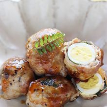 うずらの水煮の豚肉巻き