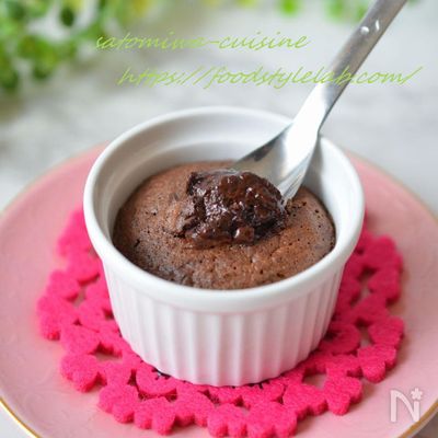 トースターで5分♪フォンダンショコラ風とろけるチョコケーキ♡