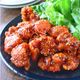 じゅわっと甘辛味が口に広がる【ヤンニョムチキン】