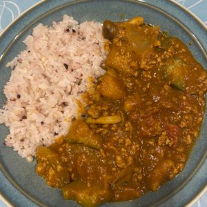 おかか昆布🍙の作ってみた!投稿(夏に食べたい！絶品カレー☆『ひき肉のゴロっと夏野菜カレー』)