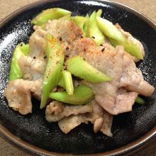 豚肉とセロリの中華風炒め