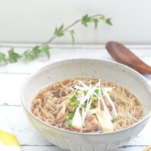 鶏肉のお出汁が美味しい醤油ラーメン
