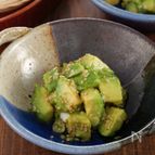 5分で出来るやみつき小鉢！アボカドのゴマだくねぎ塩