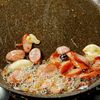 超簡単！ワンパンで！焦がしガーリックバター醤油コンソメパスタの工程1