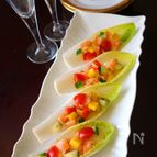 サーモンと彩り野菜のチコリカップサラダ