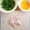 ひな祭りに🌸簡単で栄養満点♪菜の花畑のすまし汁の下準備