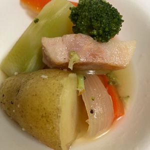 あいるんの作ってみた!投稿(【即席ポトフ風スープ】１０分かからない♡包丁まな板不要！)