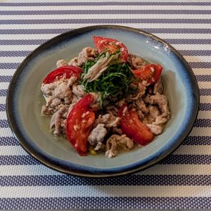 𝔂𝓾𝓶𝓲🍓の作ってみた!投稿(さっぱり激旨！ネギ塩レモンだれの豚こまトマト炒め)