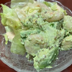 りんごの作ってみた!投稿([エビとアボカドの濃厚ポテサラ]味の決め手は粒マスタード♪)