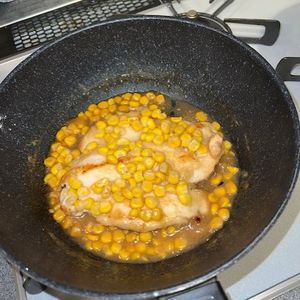 Hikeyの作ってみた!投稿(【白米泥棒】】コク旨とろける！コーンバター醤油チキン)