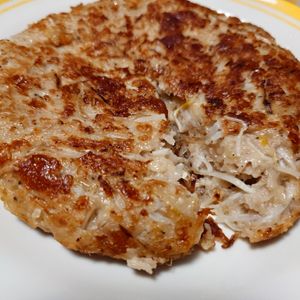 Yukkの作ってみた!投稿(混ぜて焼くだけ♪『もやしとひき肉のチーズチヂミ』)