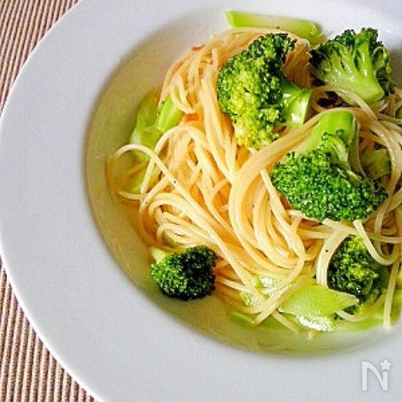 ブロッコリーとアンチョビのパスタ