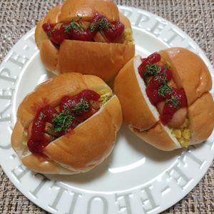 よっこの作ってみた!投稿(クセになる♡『カレー風味ホットドッグ』パパッとお弁当にも♪)