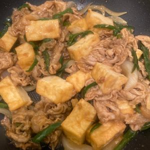ミセス好きの二児の母の作ってみた!投稿(節約食材♡厚揚げでカサ増し♪豚こまとピーマンの甘辛カレー炒め)