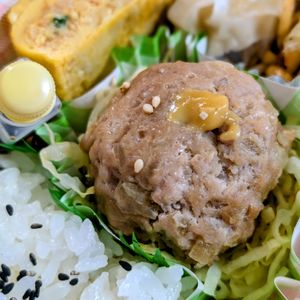 まゆのの作ってみた!投稿(レンジで簡単！しいたけの焼売風肉詰め)