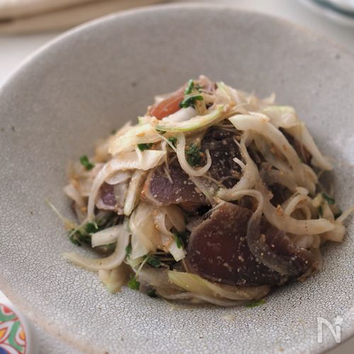 新玉ねぎと鰹のサラダ
