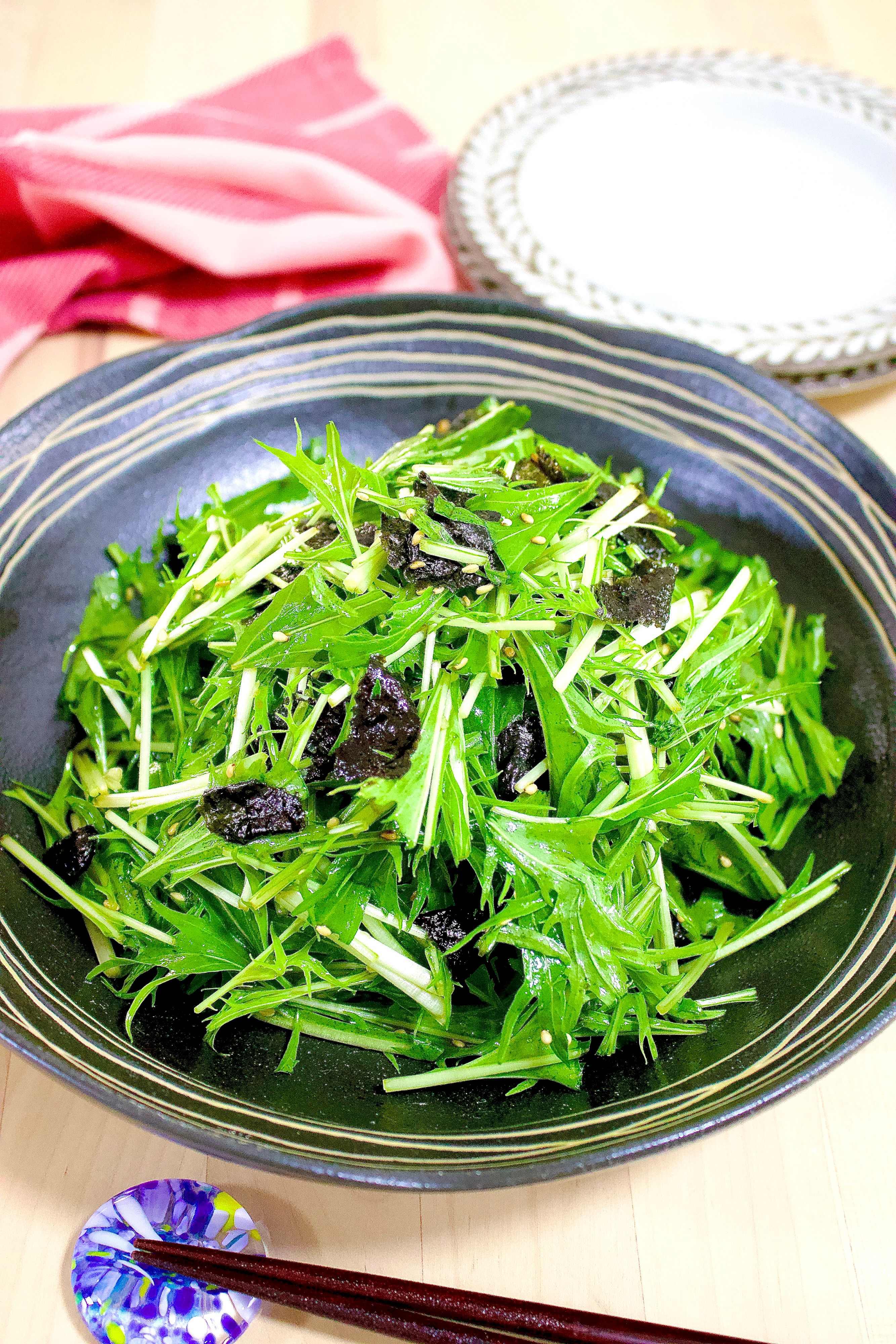 包丁不要／ワンボウル3分【にんにく旨塩水菜サラダ】 | レシピサイトNadia