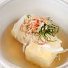 新玉ねぎとみょうがの揚げ出し豆腐